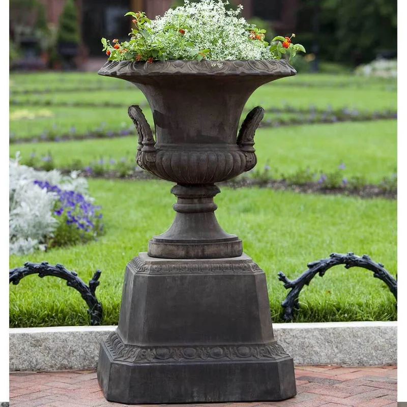 thegardengates942361